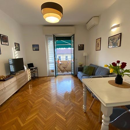 Daniela'S Spazioso Appartamento Ai Navigli Milão Exterior foto