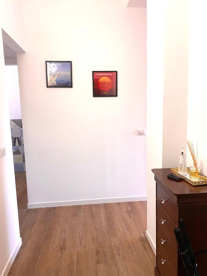 Daniela'S Spazioso Appartamento Ai Navigli Milão Exterior foto